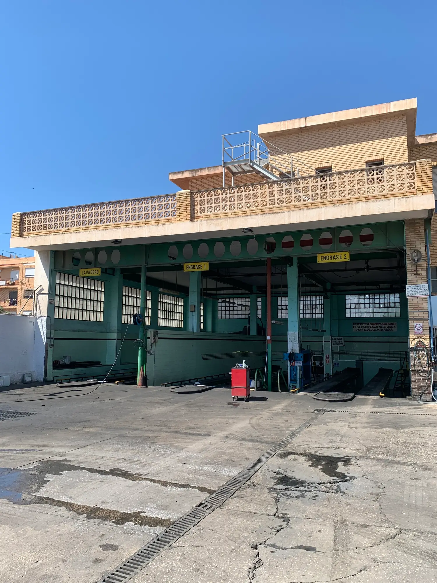 Servicio de mantenimiento de autobuses